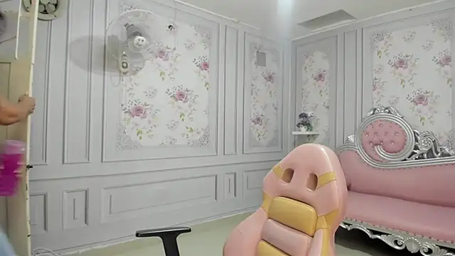 perla milf4u online show from 02/21/25, 07:21