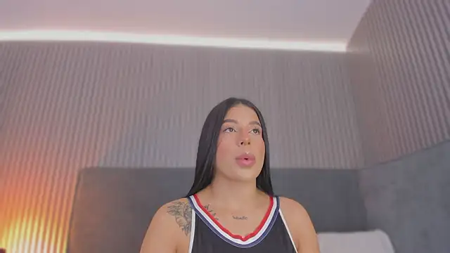 emelie 89 online show from 02/17/26, 12:23