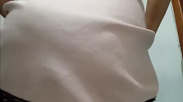 Snapshot of bombomepimenta chatting on 03/12/25, 06:40 bombomepimenta online show from 03/12/25, 06:40