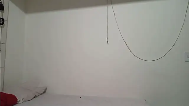 Snapshot of bombomepimenta chatting on 03/18/25, 09:42 bombomepimenta online show from 03/18/25, 09:42