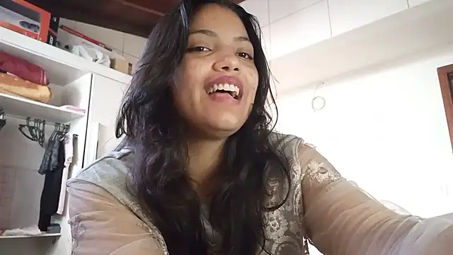 Snapshot of bombomepimenta chatting on 09/30/25, 12:32 bombomepimenta online show from 09/30/25, 12:32