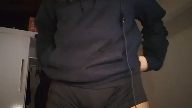 Snapshot of bombomepimenta chatting on 10/26/25, 08:26 bombomepimenta online show from 10/26/25, 08:26