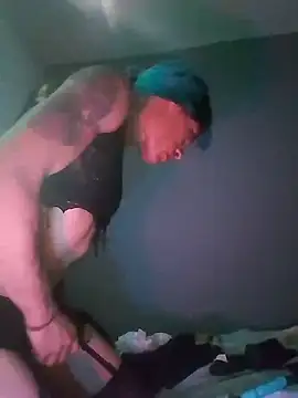 yazminter69 online show from 10/20/25, 05:13