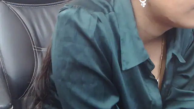 Snapshot of wildbabes chatting on 01/24/25, 11:48 wildbabes online show from 01/24/25, 11:48