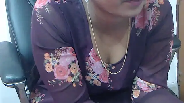 Snapshot of wildbabes chatting on 01/24/25, 06:25 wildbabes online show from 01/24/25, 06:25