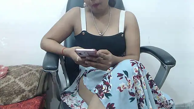 Snapshot of wildbabes chatting on 03/16/26, 04:11 wildbabes online show from 03/16/26, 04:11