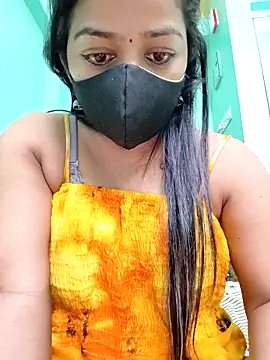 Monalisa Singh online show from 11/15/25, 05:42