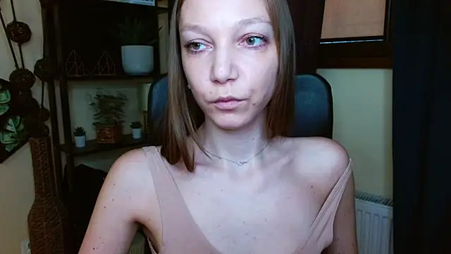 EmillyPlay online show from 03/13/26, 06:42