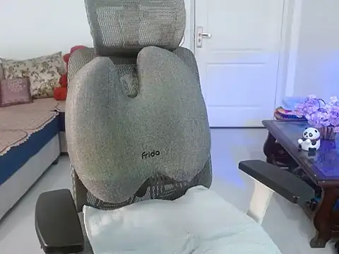 Snapshot of InayatSingh chatting on 04/07/26, 01:11 InayatSingh online show from 04/07/26, 01:11