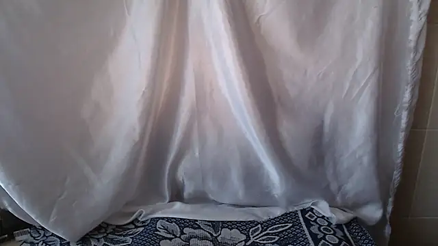 Snapshot of Burberrry_ chatting on 05/15/26, 03:24 Burberrry online show from 05/15/26, 03:24