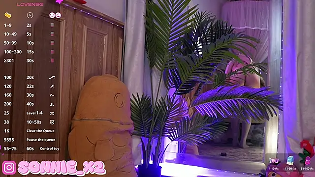 Sonnie  online show from 02/25/25, 02:44