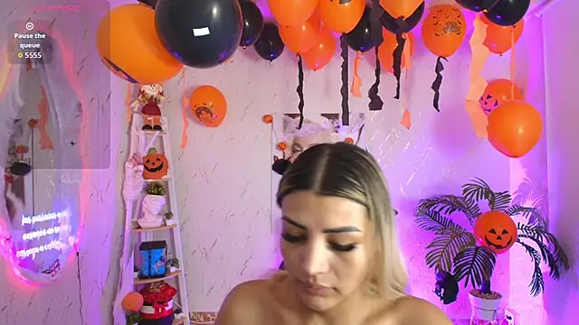 SALOOMEE   online show from 10/18/25, 09:21