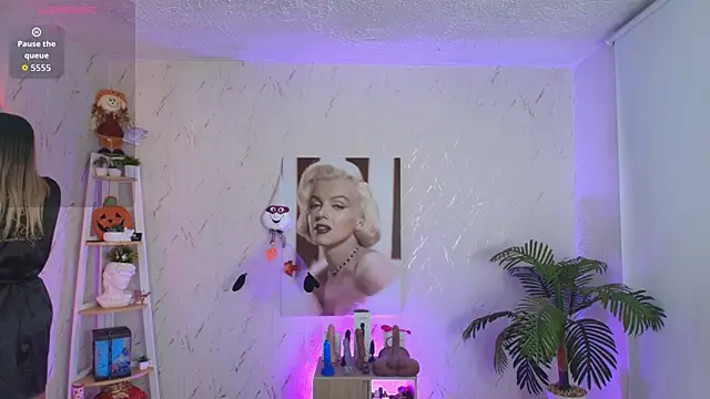 Snapshot of SALOOMEE__ chatting on 03/23/26, 11:36 SALOOMEE online show from 03/23/26, 11:36