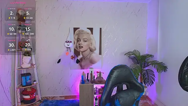 Snapshot of SALOOMEE__ chatting on 03/24/26, 10:53 SALOOMEE online show from 03/24/26, 10:53