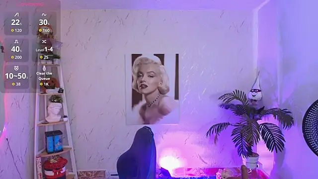 Snapshot of SALOOMEE__ chatting on 04/08/26, 08:53 SALOOMEE online show from 04/08/26, 08:53