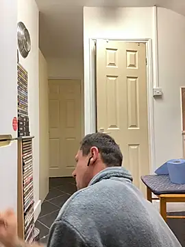 Yourhotboy 42 online show from 02/09/25, 05:29