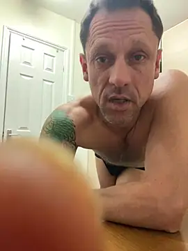 Yourhotboy 42 online show from 03/08/25, 07:53