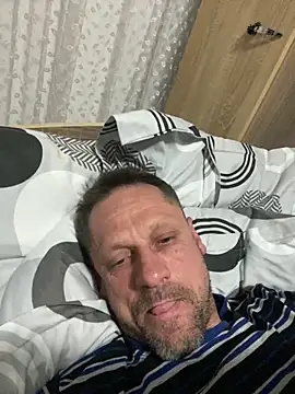 Yourhotboy 42 online show from 03/22/25, 07:42