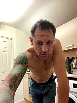 Yourhotboy 42 online show from 12/15/25, 08:13