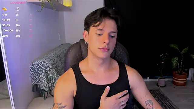 Snapshot of Alexxblue chatting on 03/16/25, 03:36 Alexxblue online show from 03/16/25, 03:36