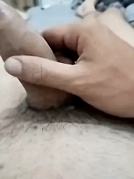 Snapshot of quierodarleche69 chatting on 12/15/24, 07:13 quierodarleche69 online show from 12/15/24, 07:13