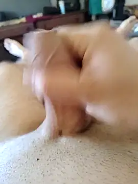 Snapshot of quierodarleche69 chatting on 11/15/25, 05:09 quierodarleche69 online show from 11/15/25, 05:09