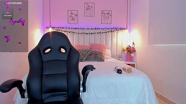 ivy collins online show from 12/29/24, 04:51