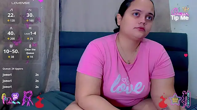 Snapshot of brunnette_hot chatting on 02/14/26, 10:56 brunnette hot online show from 02/14/26, 10:56