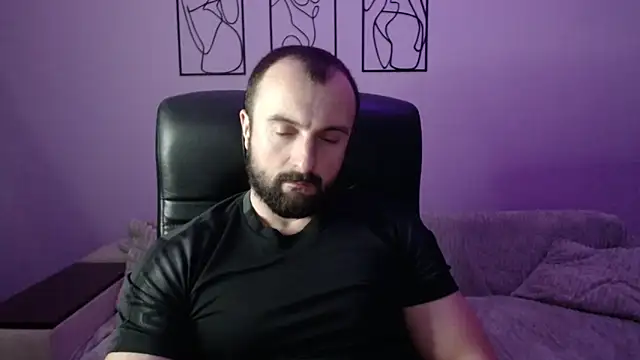 brindlefly6969 online show from 11/24/25, 11:43