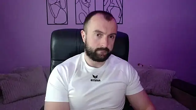 brindlefly6969 online show from 04/09/26, 11:04