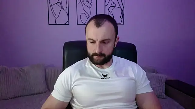 brindlefly6969 online show from 04/13/26, 10:32