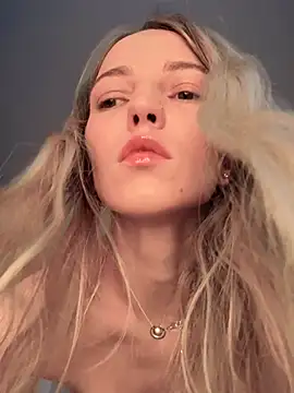 Snapshot of Adelina0001 chatting on 02/02/26, 02:32 Adelina0001 online show from 02/02/26, 02:32