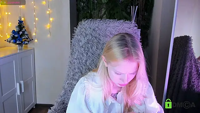 MalenaErnman online show from 12/27/24, 10:12