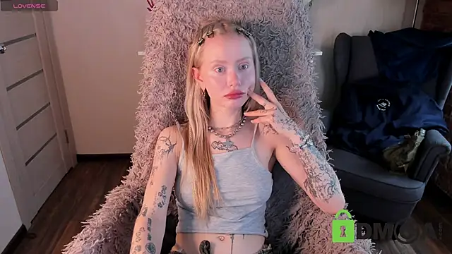 MalenaErnman online show from 05/24/26, 10:53