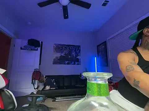 4EVAGLACIERS online show from 04/28/26, 03:11