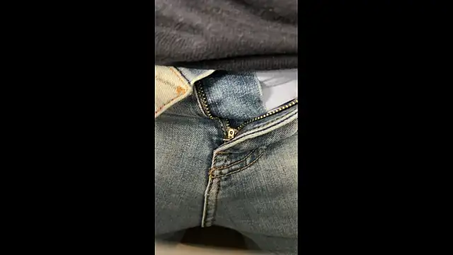 Snapshot of havefun32 chatting on 03/02/26, 12:45 havefun32 online show from 03/02/26, 12:45