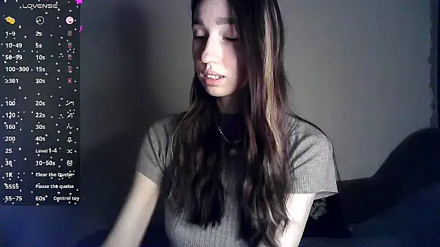 Snapshot of ElizaSwon chatting on 03/11/25, 06:19 ElizaSwon online show from 03/11/25, 06:19