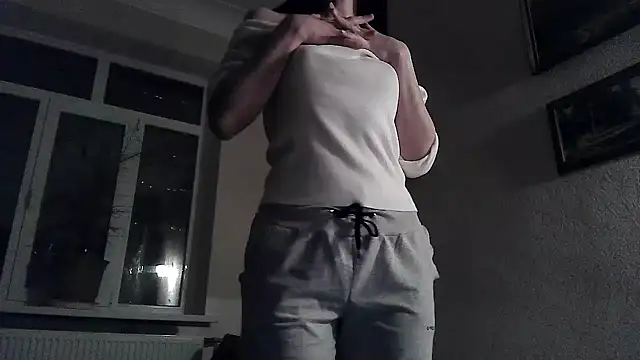 Snapshot of ElizaSwon chatting on 01/31/26, 07:11 ElizaSwon online show from 01/31/26, 07:11