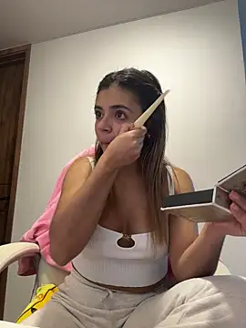 pamell col online show from 03/18/26, 01:58