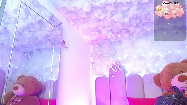 puca ebony online show from 12/22/25, 04:37