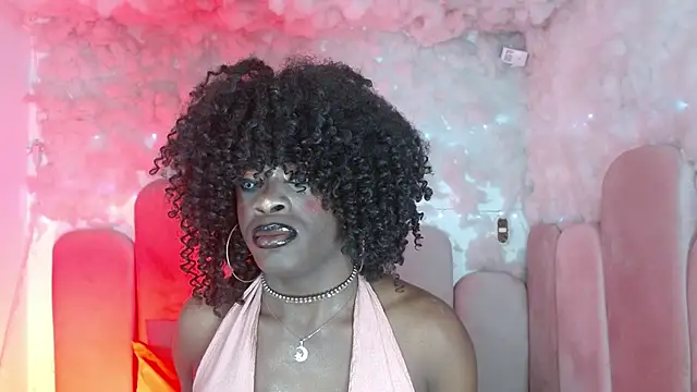Snapshot of puca_ebony chatting on 06/02/26, 04:53 puca ebony online show from 06/02/26, 04:53