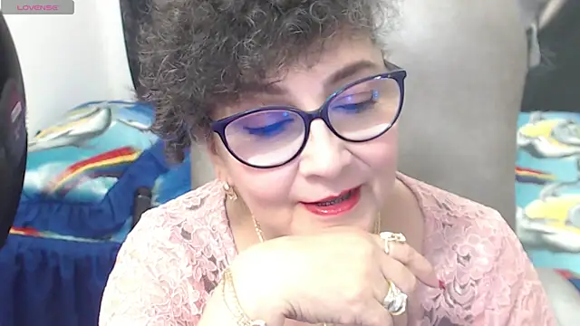 Snapshot of cataleya_mom chatting on 02/23/25, 04:07 cataleya mom online show from 02/23/25, 04:07