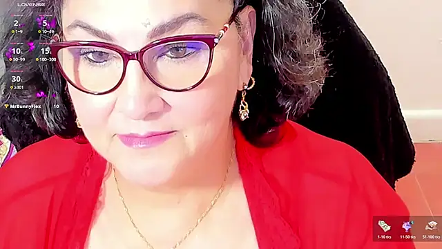 Snapshot of cataleya_mom chatting on 11/29/25, 04:59 cataleya mom online show from 11/29/25, 04:59