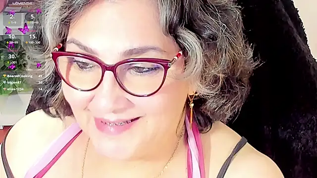 Snapshot of cataleya_mom chatting on 12/02/25, 11:48 cataleya mom online show from 12/02/25, 11:48