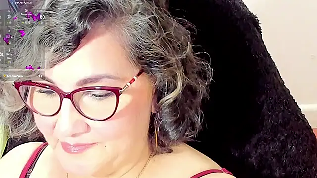 Snapshot of cataleya_mom chatting on 12/05/25, 04:10 cataleya mom online show from 12/05/25, 04:10