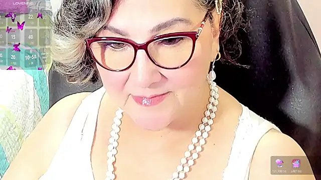 Snapshot of cataleya_mom chatting on 03/20/26, 03:22 cataleya mom online show from 03/20/26, 03:22