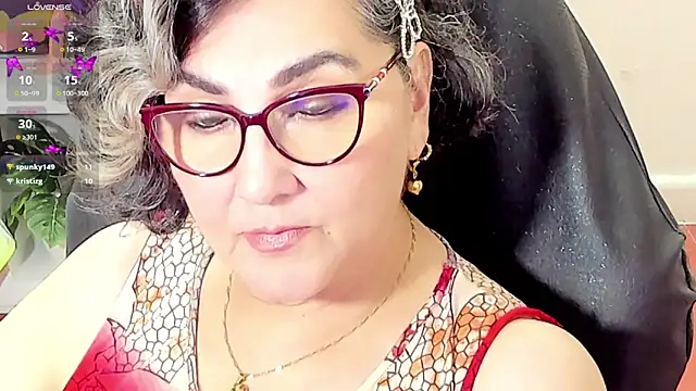 Snapshot of cataleya_mom chatting on 03/27/26, 08:59 cataleya mom online show from 03/27/26, 08:59