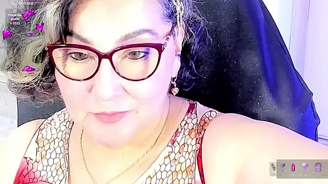 Snapshot of cataleya_mom chatting on 04/05/26, 12:41 cataleya mom online show from 04/05/26, 12:41