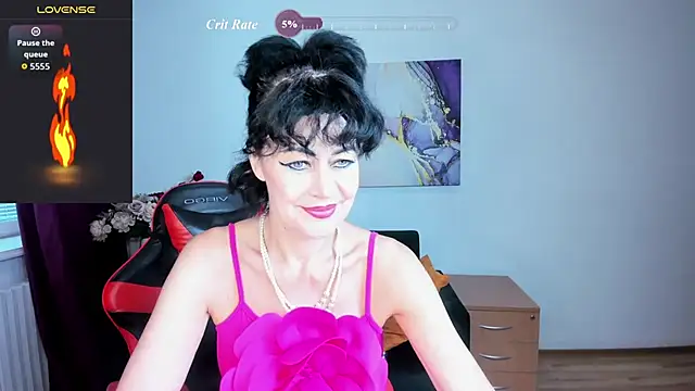 Silvia Wallec online show from 06/27/26, 05:12