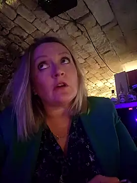 Snapshot of lady_charlyne chatting on 03/07/25, 08:44 lady charlyne online show from 03/07/25, 08:44